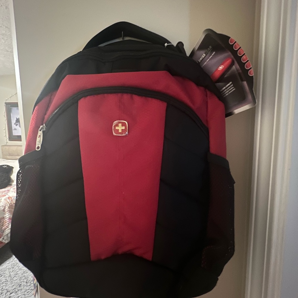 SwissGear Backpack in Red and Black NWT